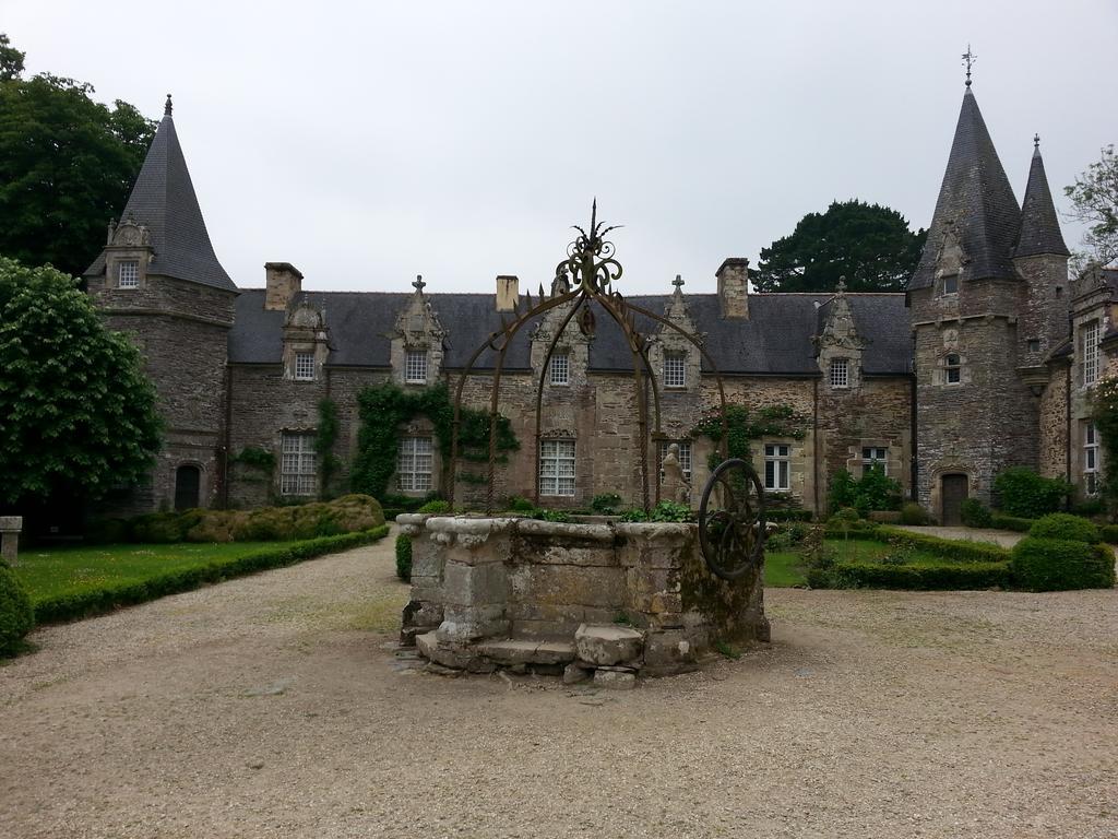 Hotel Un Weekend A Rochefort-En-Terre Zewnętrze zdjęcie